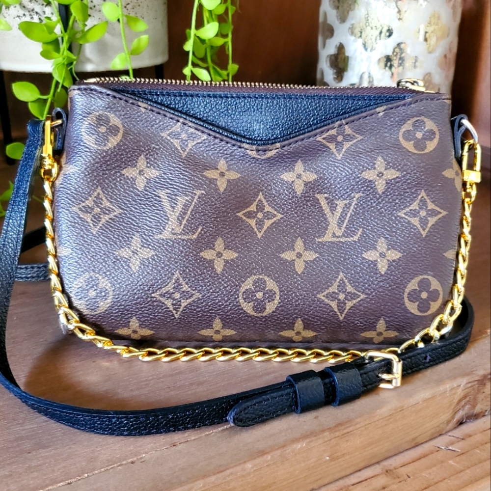 Louis Vuitton Pallas Clutch